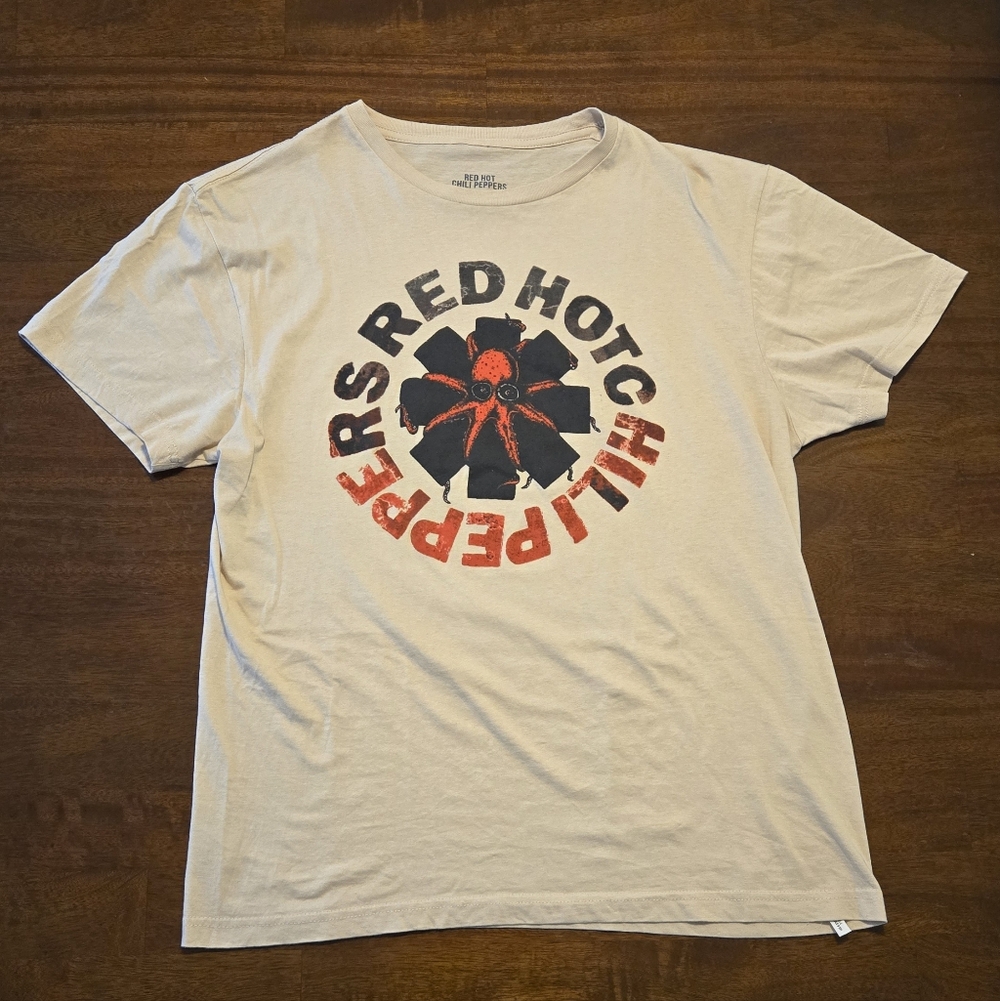 Red Hot Chili Peppers T-shirt
